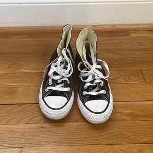 Black white converse